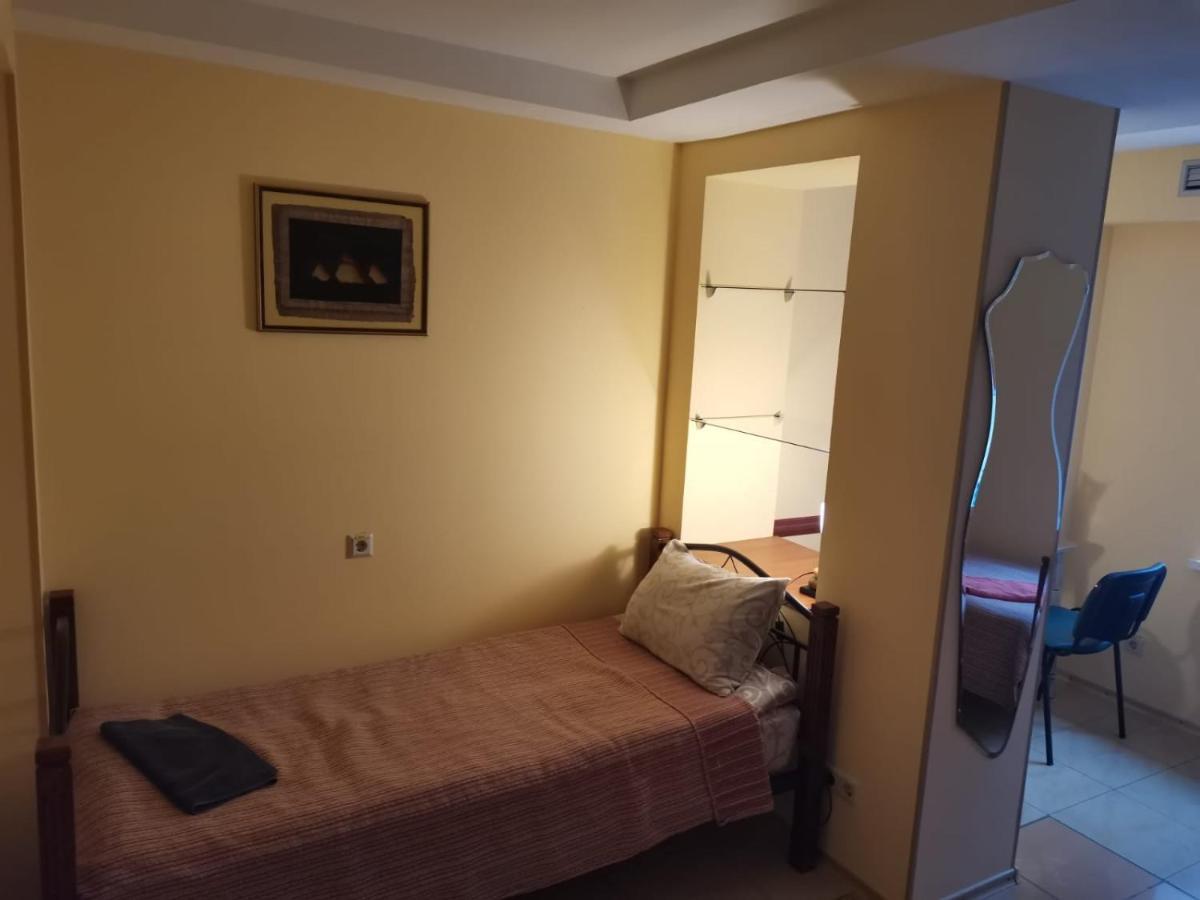 Westend Hostel Kiev Dış mekan fotoğraf