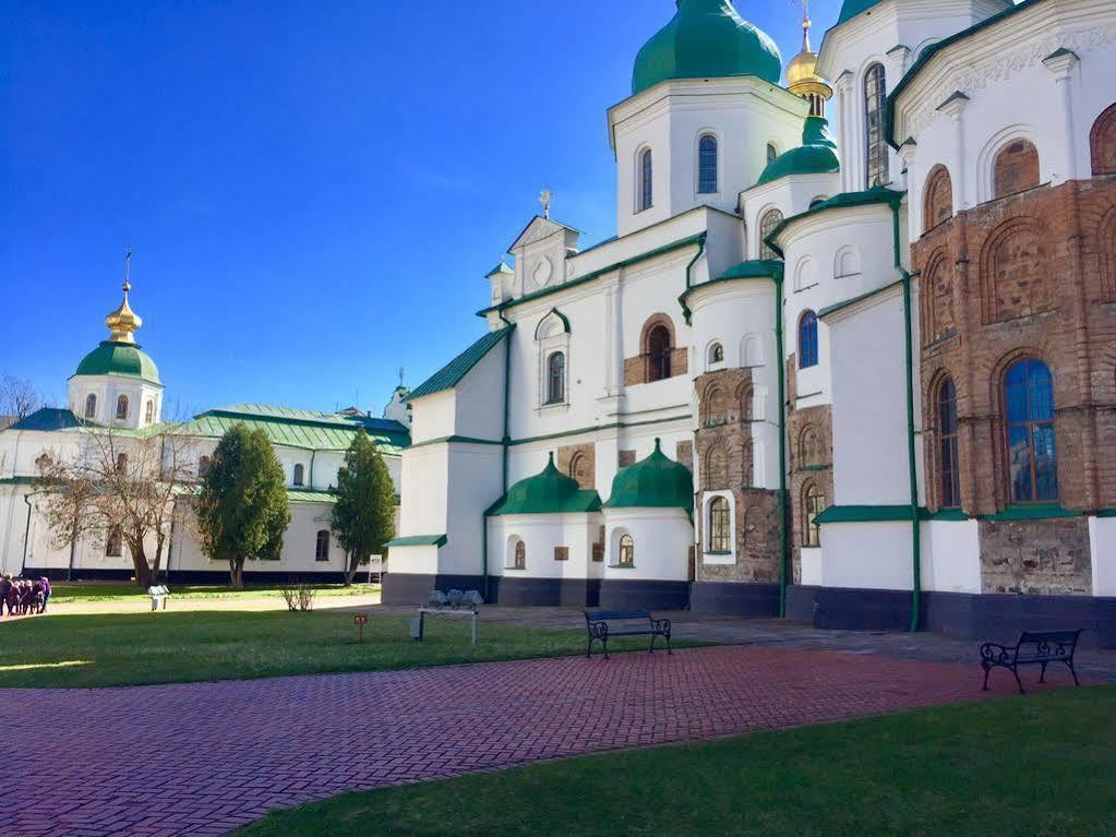 Westend Hostel Kiev Dış mekan fotoğraf