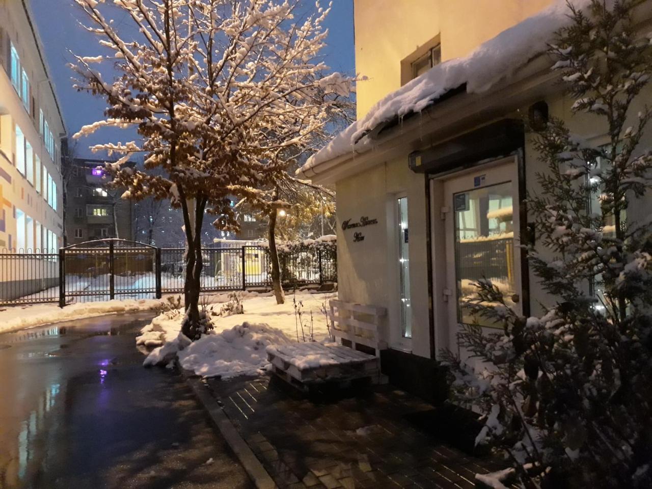 Westend Hostel Kiev Dış mekan fotoğraf